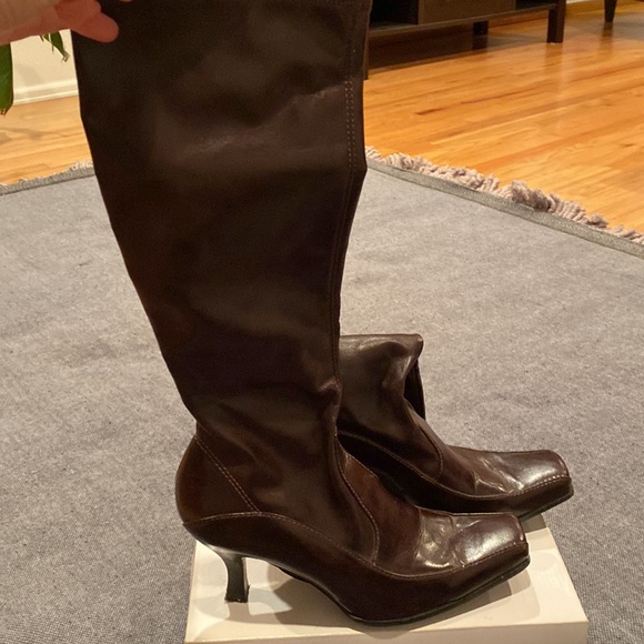 Genuine leather boots size 8.5 - Picture 4 of 5